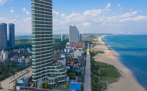 阿那亚附近海景高层酒店,四星酒店