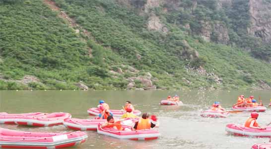 秦皇岛傍水崖漂流团购优惠门票