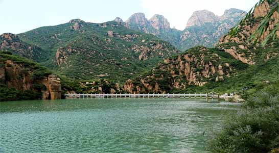 秦皇岛冰糖峪大峡谷风景区